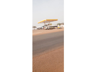 Station service en vente à yimdi RN1