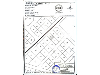 Terrain pabré vers la mairie
