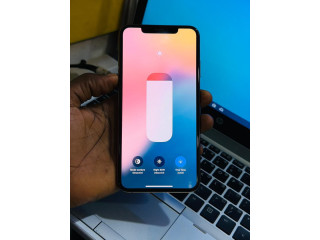 IPhone XS Max 64gb sans info
