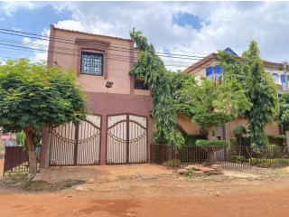 Duplex à somgande en vente