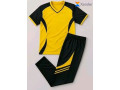 survetement-a-tissu-coton-pret-a-porter-small-3