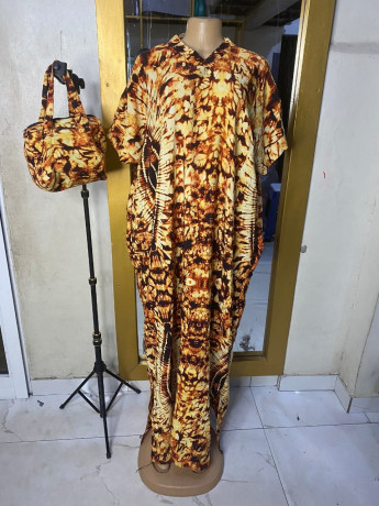 vente-des-robes-pret-a-porter-de-tres-bonnes-qualites-a-des-prix-raisonnables-big-1