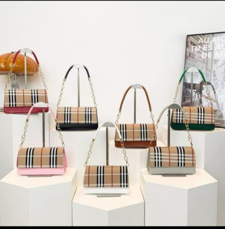 des-sacs-a-main-de-qualite-big-0