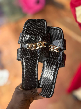chaussures-plates-pour-femmes-big-1