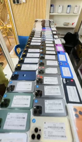 des-iphones-version-americaine-authentique-avec-garantie-apple-big-1