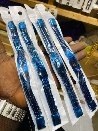 bracelets-big-1