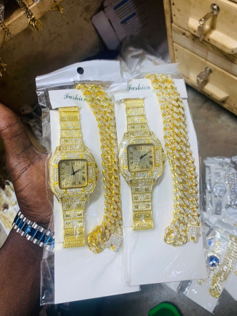 chaine-bague-montre-big-1
