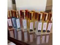 des-essences-de-parfums-des-eaux-de-parfums-et-des-musks-intime-small-1
