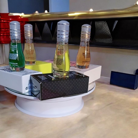 des-essences-de-parfums-des-eaux-de-parfums-et-des-musks-intime-big-4