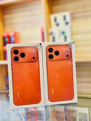 vendeur-des-telephones-big-0