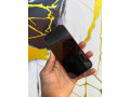 iphone-disponible-tout-est-propre-small-2