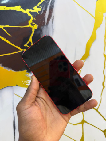 iphone-disponible-tout-est-propre-big-2