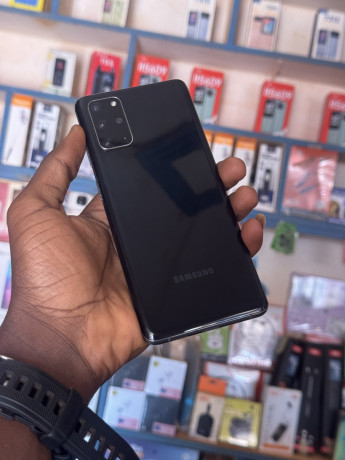 samsung-galaxy-s205g-big-1