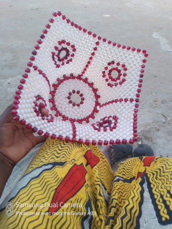 confection-de-panier-a-fruit-de-set-de-table-et-sacs-en-perle-big-1