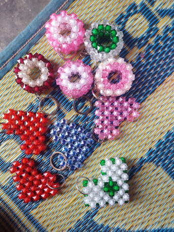 confection-de-panier-a-fruit-de-set-de-table-et-sacs-en-perle-big-3