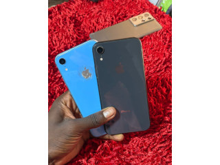 XR. 128. Giga. Noir  OF 75mill Couleur bleu tout marche 128. Giga 85. Mill ️️
