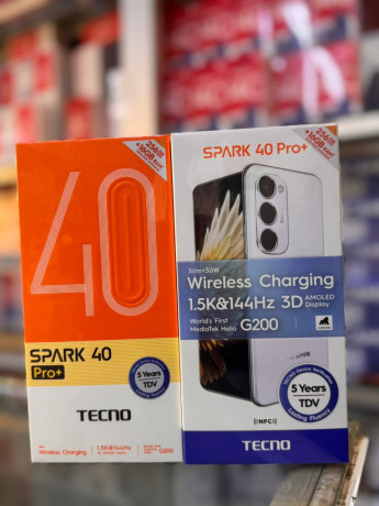 tecno-spark-40pro-big-2