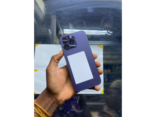 IPhones 14 pro Max 256g USA