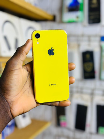 iphone-xr-big-0
