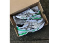 des-paires-de-chaussures-hommes-small-2