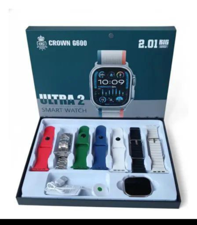 montre-connectee-avec-plusieurs-bracelets-big-1