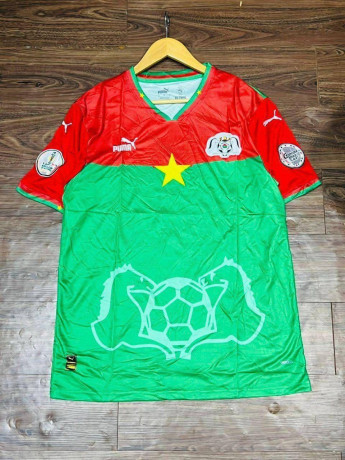 vente-de-maillot-sportifs-moins-chere-pour-les-enfants-et-adultes-big-1