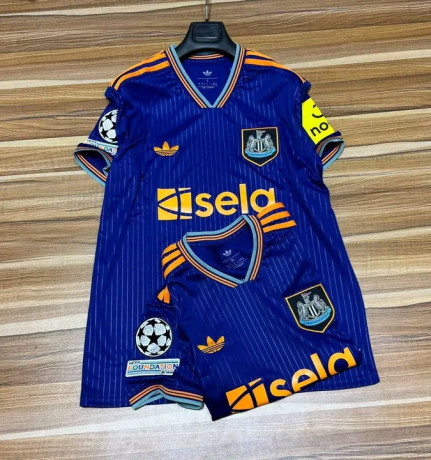 vente-des-maillots-de-qualites-et-de-marques-pour-tous-clubs-et-pays-big-2