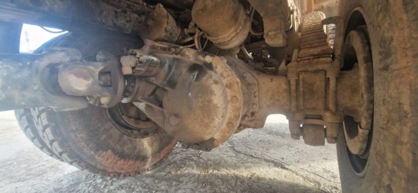 transitaire-declarant-en-douane-vente-egalement-des-vehicules-big-4