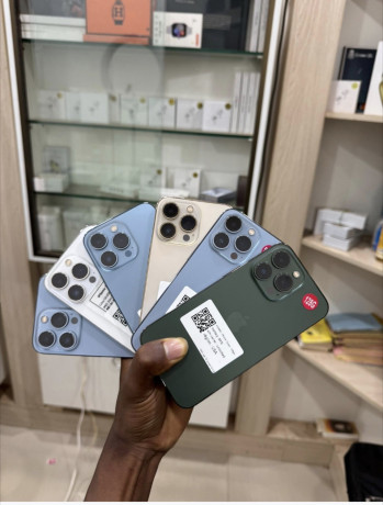 vente-iphones-toutes-gammes-disponibles-tres-bon-etat-prix-imbattables-au-burkina-faso-big-2