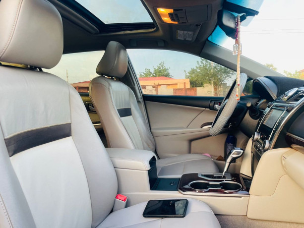 toyota-camry-big-2