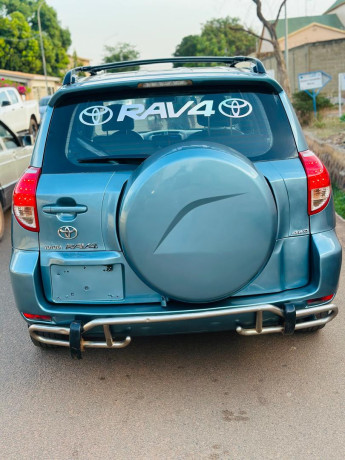 toyota-rav4-big-2
