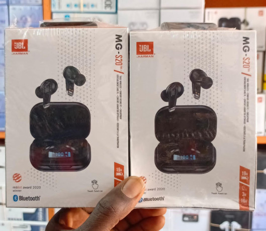 vente-des-telephones-et-accessoires-numeriques-big-3