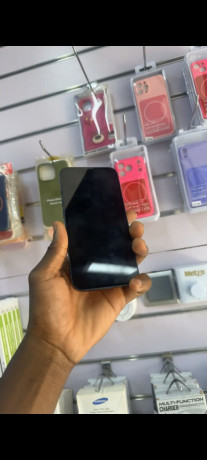 iphone-13-simple-big-2