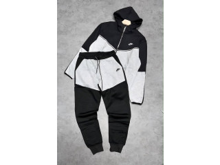 440 Outfits ️