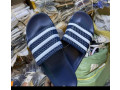 chaussures-claquettes-adidas-small-0