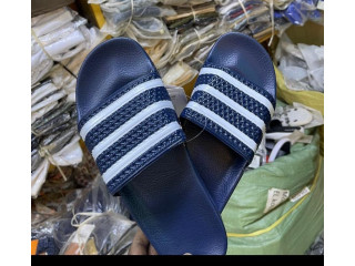 Chaussures claquettes adidas