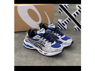 Paire à crampons
