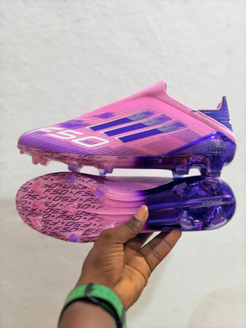 paire-a-crampons-big-0