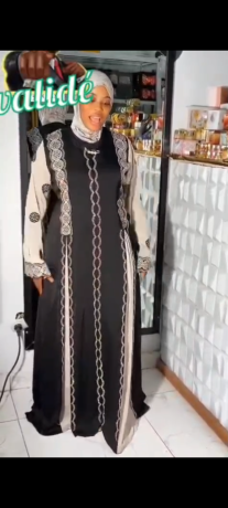 collection-chic-elegante-lunivers-de-la-femme-elegante-mode-big-3