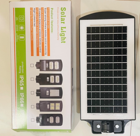 lampadaire-solaire-big-0