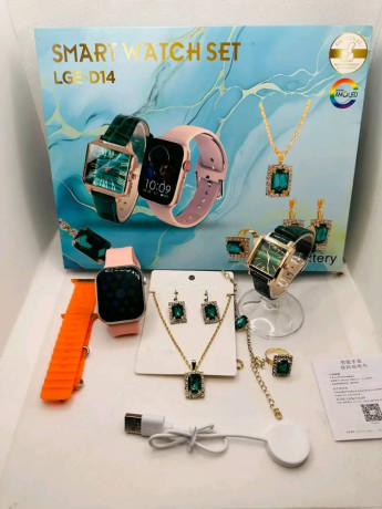 lb-chop-vous-offre-des-montres-connecte-a-prix-bas-big-0