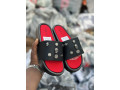 vente-de-chaussures-small-1