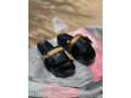 vente-de-chaussures-small-0