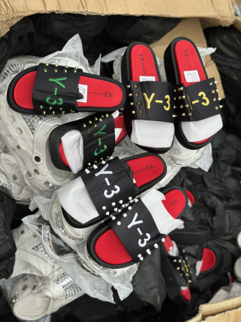 vente-de-chaussures-big-3