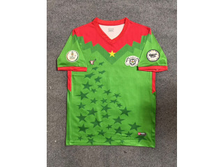 Vente spécial maillots du Burkina Faso de toutes modèles et de toutes tailles disponibles.
