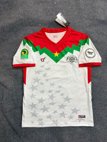 vente-special-maillots-du-burkina-faso-de-toutes-modeles-et-de-toutes-tailles-disponibles-big-1