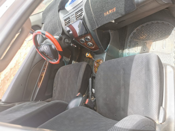 voiture-occasions-hate-vous-merci-de-faire-vite-big-3