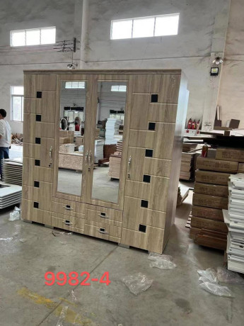 placard-big-0