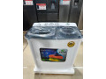 machine-a-laver-semi-automatique-small-2