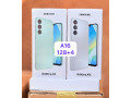 vendeur-de-telephone-portable-small-0